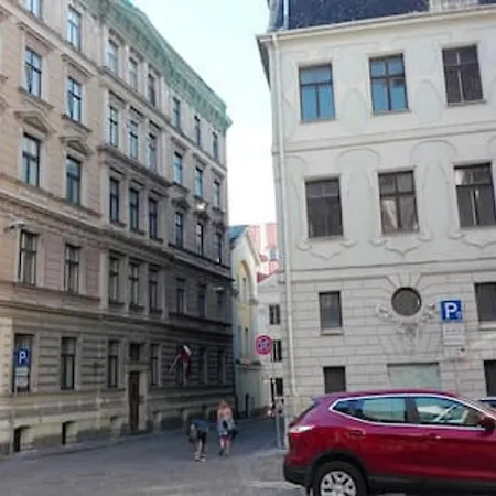 Old City Апартаменты *